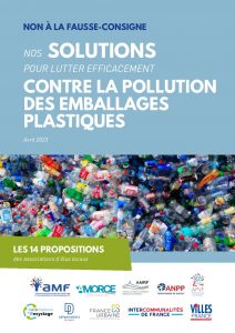 Les 14 propositions des associations d'élus locaux pour lutter efficacement contre la pollution des emballages plastiques