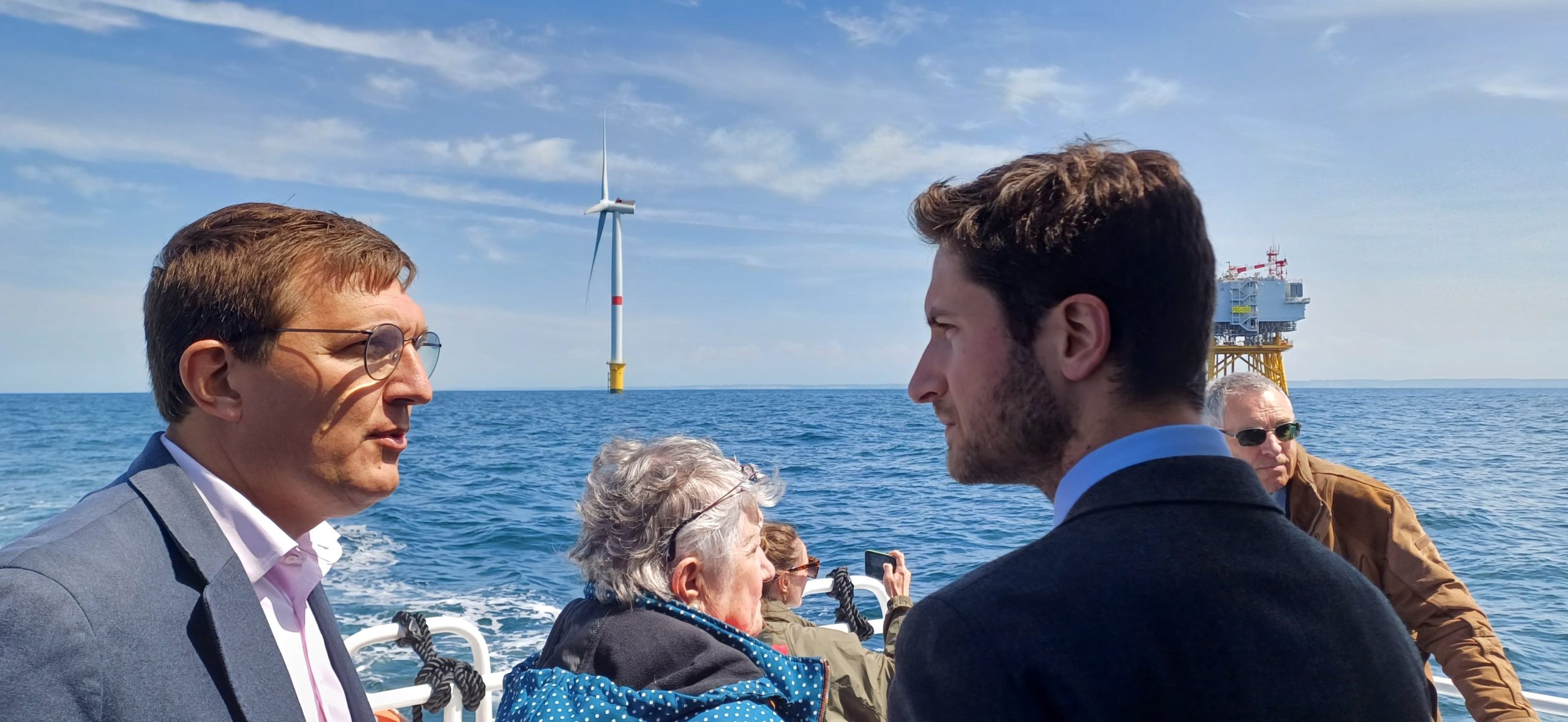 Transition énergétique : cap sur l’éolien en mer à Fécamp