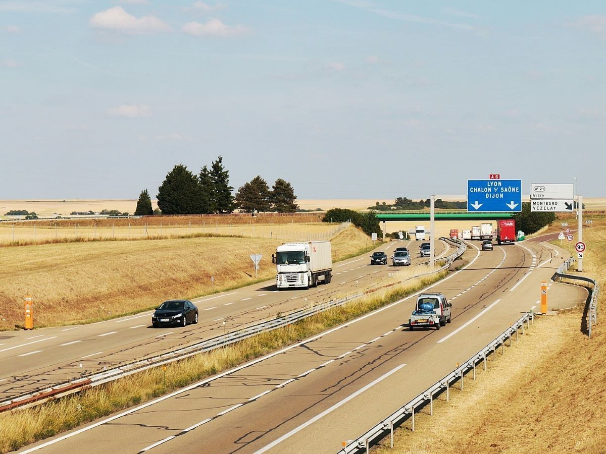 Infrastructures de transport : mailler le territoire et les petites villes